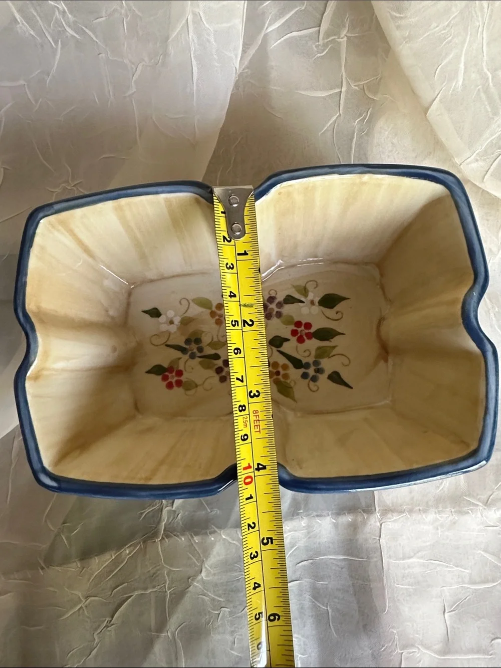 Vintage Temp-tations Presentable Ovenware with Trivet and Metal Stand